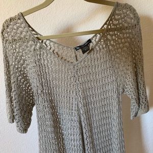 Beige loose crotchet top